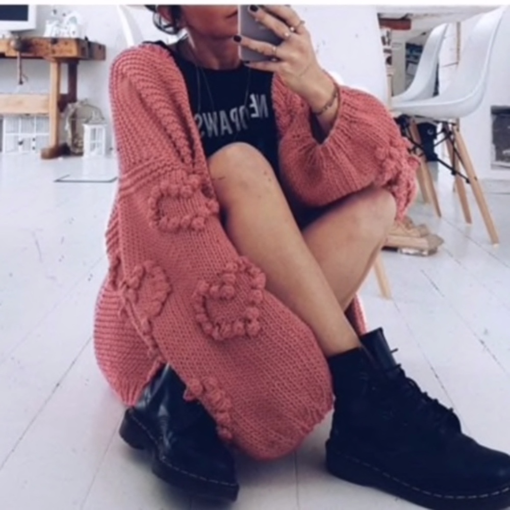 heart pom Balloon Sleeve Cardigan pink open front - Picture 7 of 8